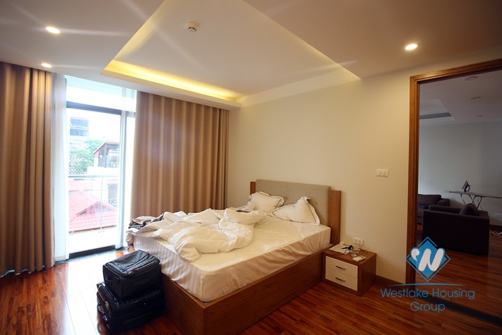 New and modern 3 bed apartment for rent in Truc Bach